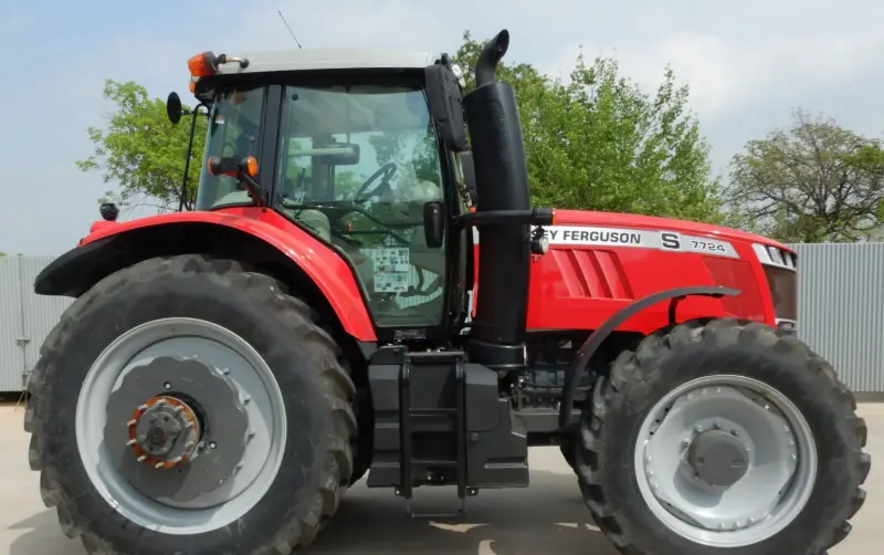 2019 Massey-Ferguson 7724S photo 4