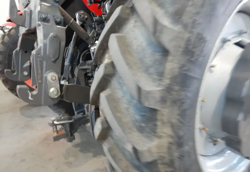 2019 Massey-Ferguson 7724S photo 80